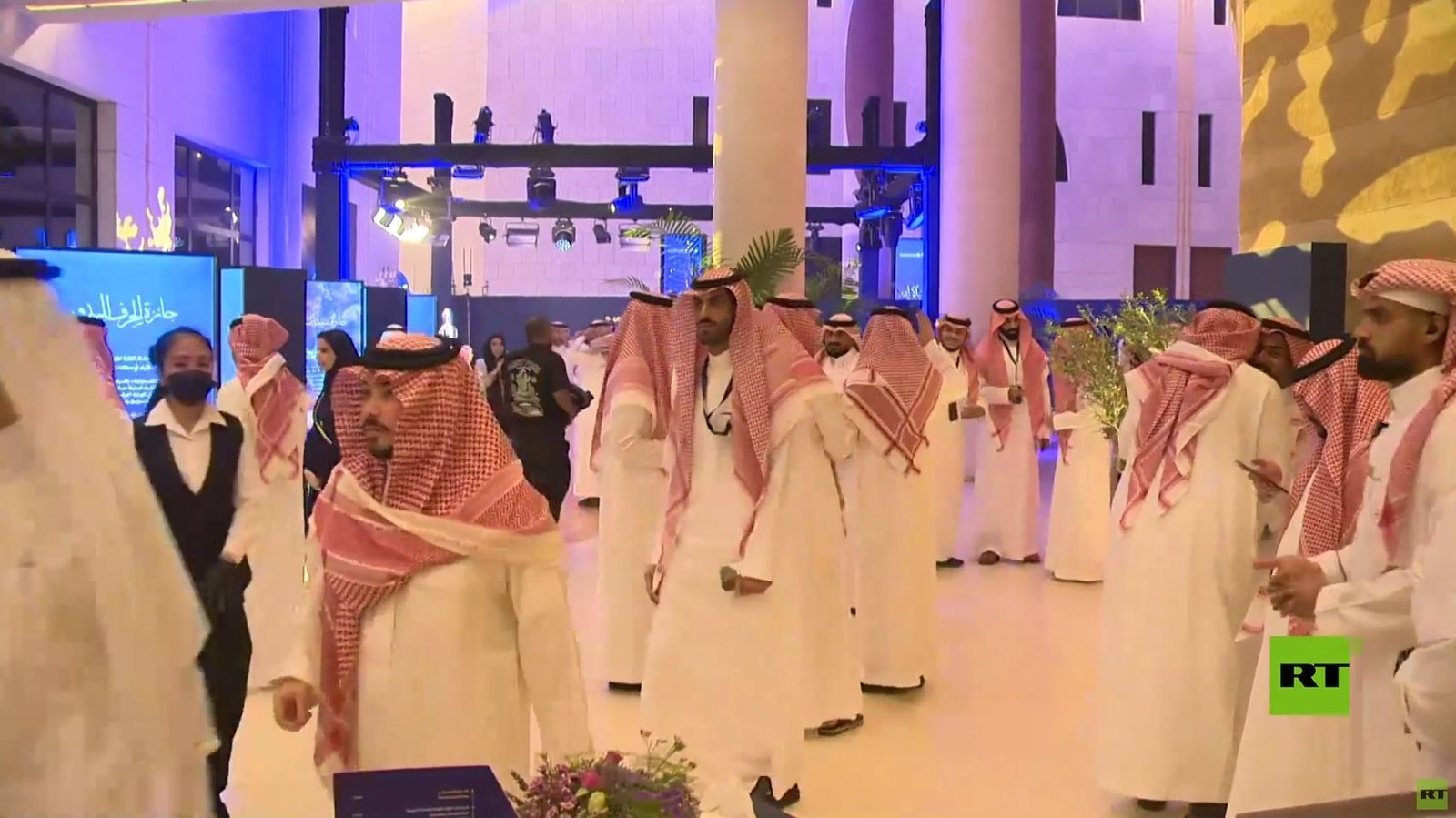 السعودية-تحتفي-بالمبدعين-في-الدورة-الخامسة-للجوائز-الثقافية-الوطنية.JPG
