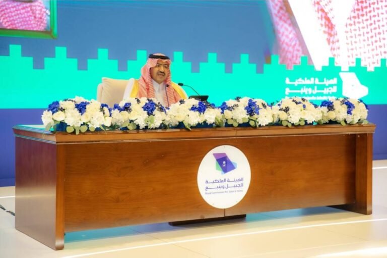 سعد-آل-سعود-يعطّر-أجواء-ينبع-بقصائده-في-يوم-الوطن.jpg
