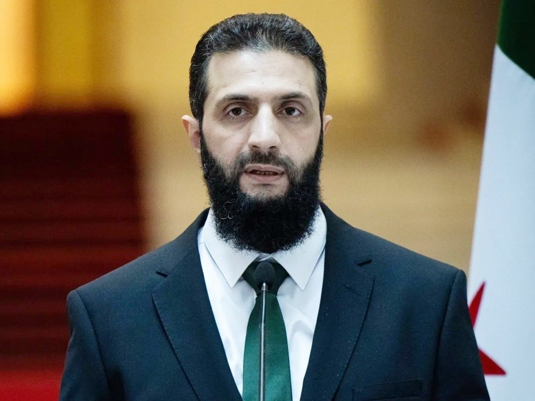 الشرع-في-سابقة-لم-يعرفها-التاريخ-ماذا-وراء-قرار-الرئيس.jpeg