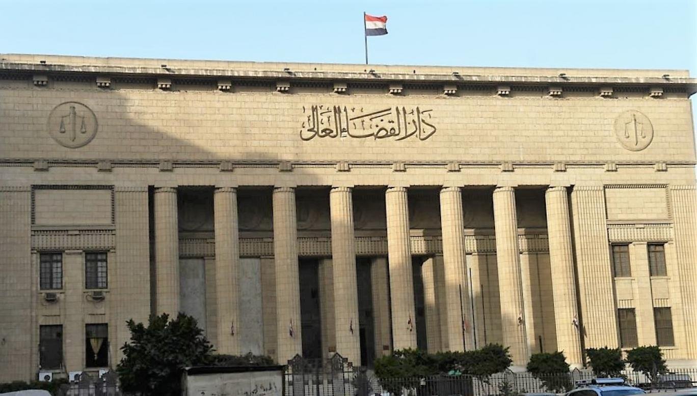 دسّت-السم-في-الخبز-حكم-قضائي-في-مصر-للمتهمة-بقتل.jpg