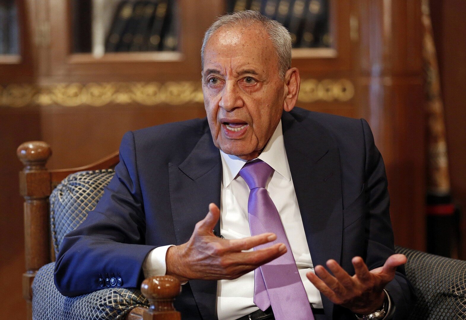 رئيس-البرلمان-اللبناني-يكشف-تفاصيل-سقوط-مقترح-التفاوض-مع-إسرائيل.jpg