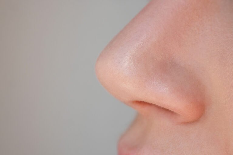 علامة-في-الأنف-تفضح-الحالة-النفسية-للشخص.jpg