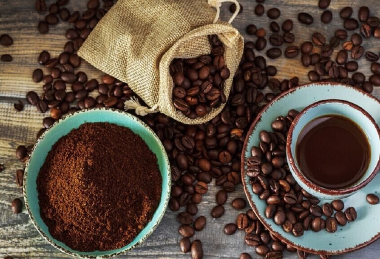 مخاطر-القهوة-وكيفية-تناولها-بأمان.jpg