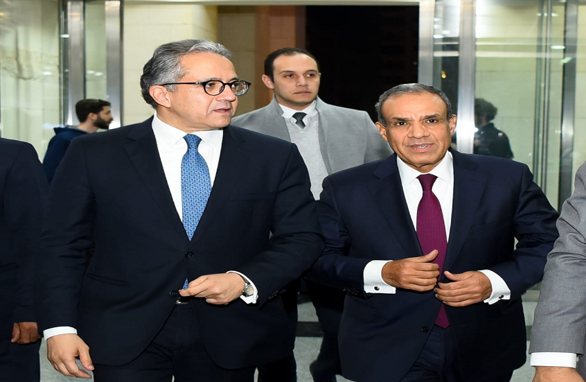 منافسة-إفريقية-مصر-تواصل-حشد-الدعم-لمرشحها-لمنصب-مدير-اليونسكو.png