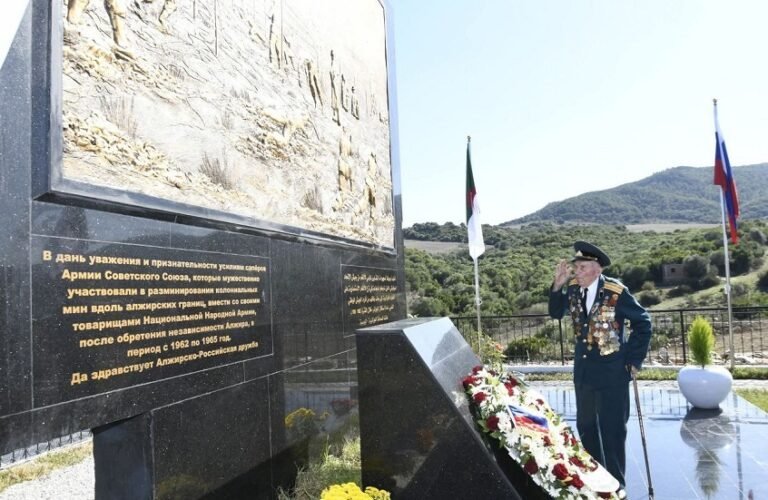 الجزائر-تدشين-نصب-تذكاري-تخليدا-لذكرى-الجنود-الروس-المشاركين-في.jpg