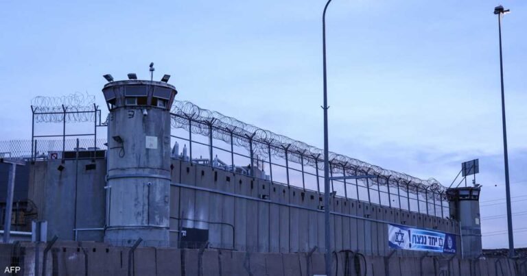 راكيفيت-سجن-إسرائيل-السري-في-الظلام.jpg