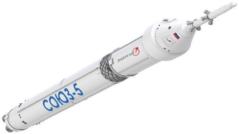 روس-كوسموس-إطلاق-صاروخ-سويوز-5-يفتح-صفحة-جديدة-في-التعاون.jpg