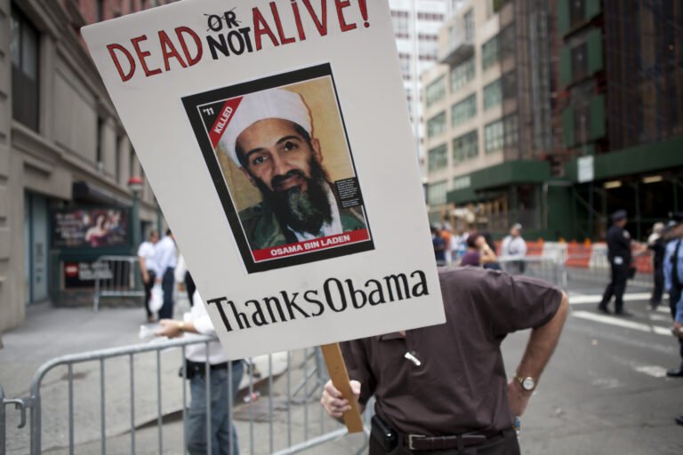 فنان-عالمي-يكشف-كيف-علم-بمقتل-أسامة-بن-لادن-قبل.jpg