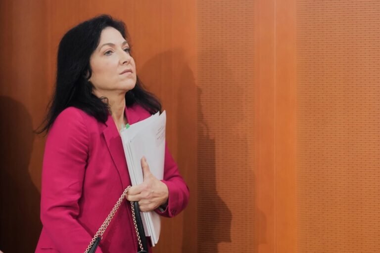 ألمانيا-وزيرة-الاقتصاد-تبحث-في-تل-أبيب-تعزيز-التعاون-الاقتصادي.jpg