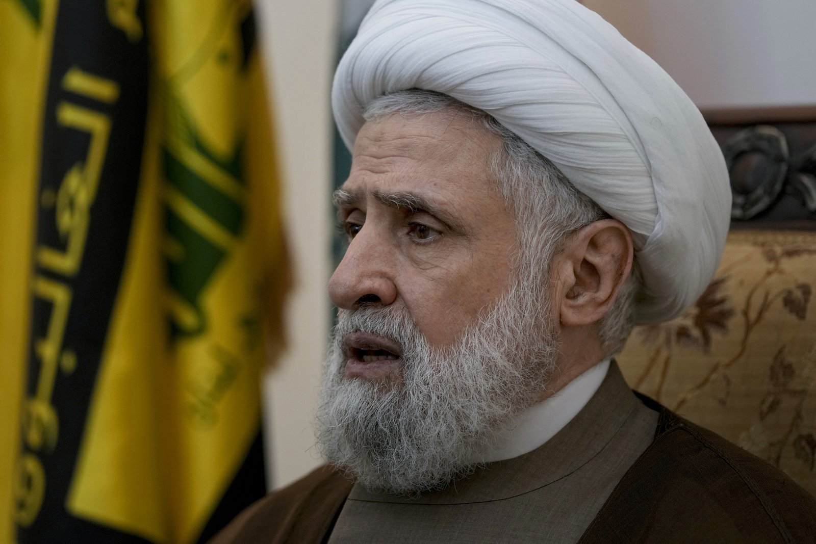 أمين-عام-حزب-الله-يعلق-على-أول-محادثات-مباشرة-بين.jpg