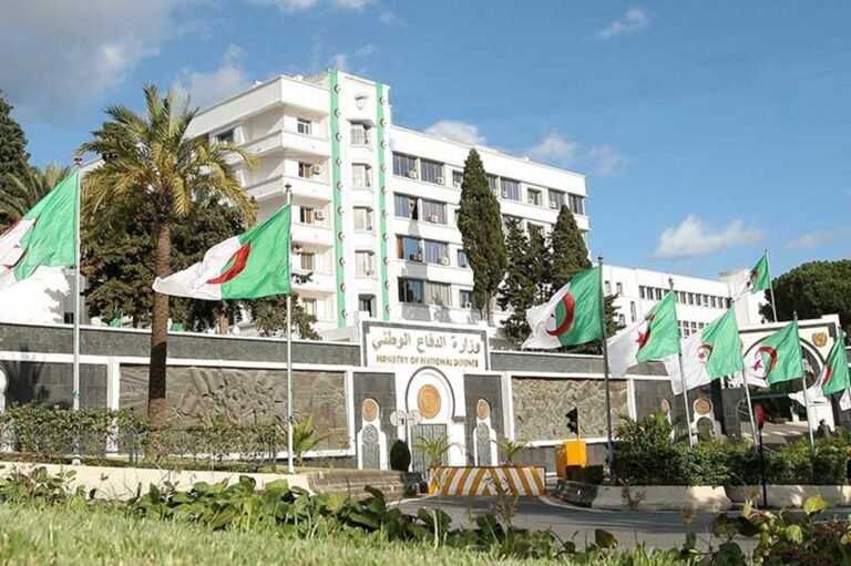 الدفاع-الجزائرية-تكذب-أخبارا-مضللة-تروجها-مواقع-مأجورة-حول-إنشاء.jpg