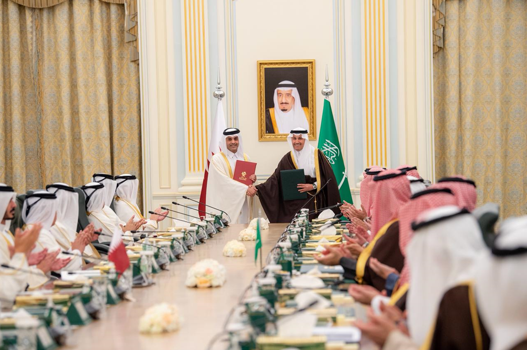 الرياض-والدوحة-توقعان-اتفاقية-تنفيذ-مشروع-قطار-السعودية-قطر.png