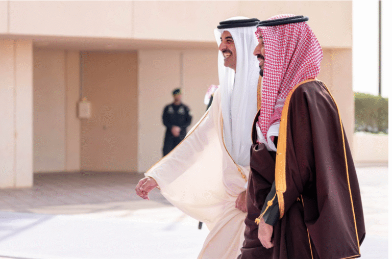 حفاوة-استقبال-الأمير-محمد-بن-سلمان-للشيخ-تميم-بن-حمد.png