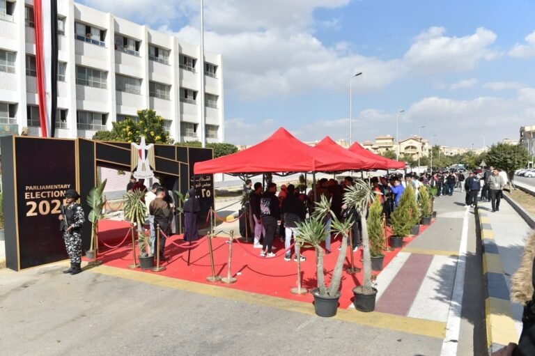 فضيحة-انتخابية-في-مصر-مرشح-يعترف-بشرائه-أصوات-الناخبين-والأمن.jpg