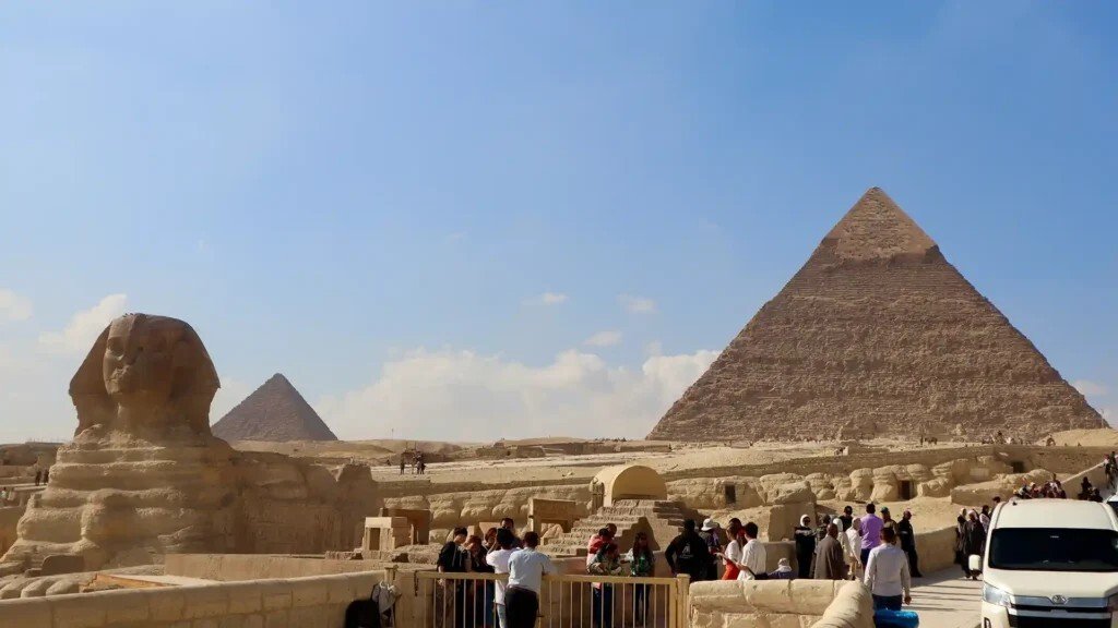 مصر-تجهز-لمشروع-عالمي-قرب-أهرامات-الجيزة-باستثمارات-عملاقة.jpg