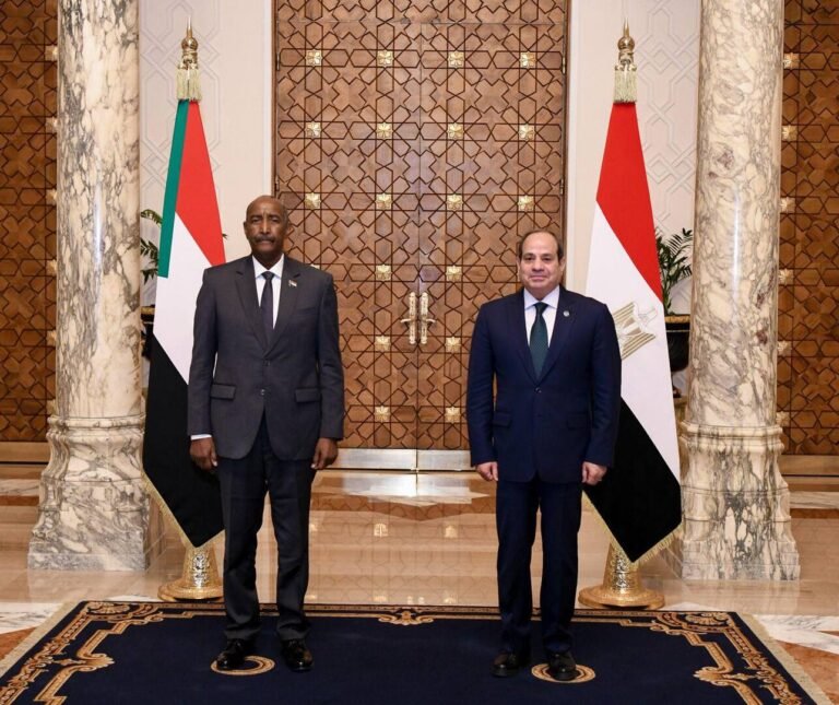 مصر-تصدر-بيانين-حول-السودان-والسيسي-يوجه-رسالة-هامة.jpg