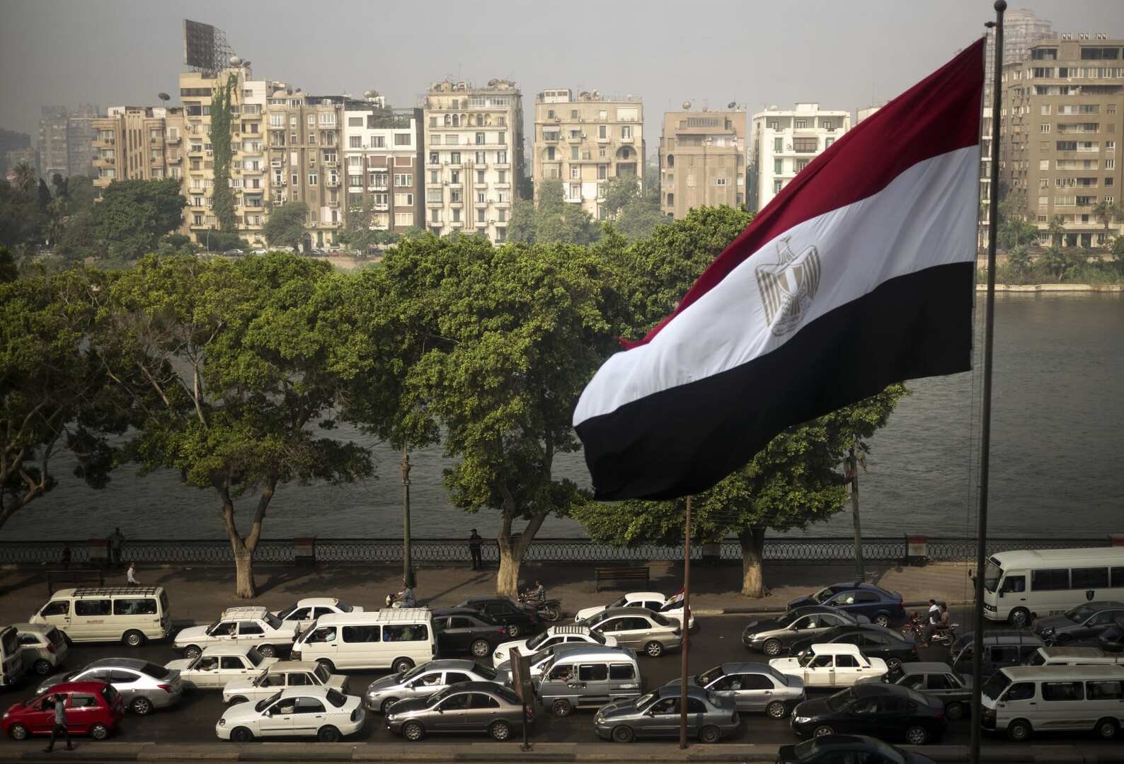 هل-تعدم-مصر-من-يلتحق-بالجيش-الأمريكي؟-بلوغر-ينفي-سحب.jpg