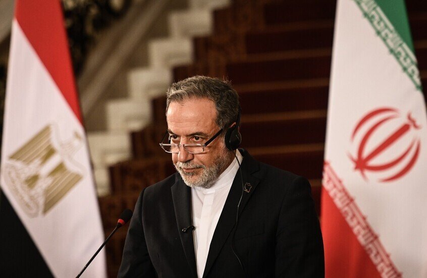 وزيرا-خارجية-إيران-ومصر-يبحثان-هاتفيا-الملف-النووي-الإيراني.jpg