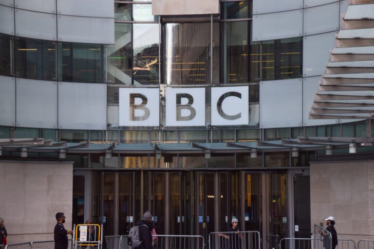 BBC-تطعن-في-دعوى-ترامب.jpg