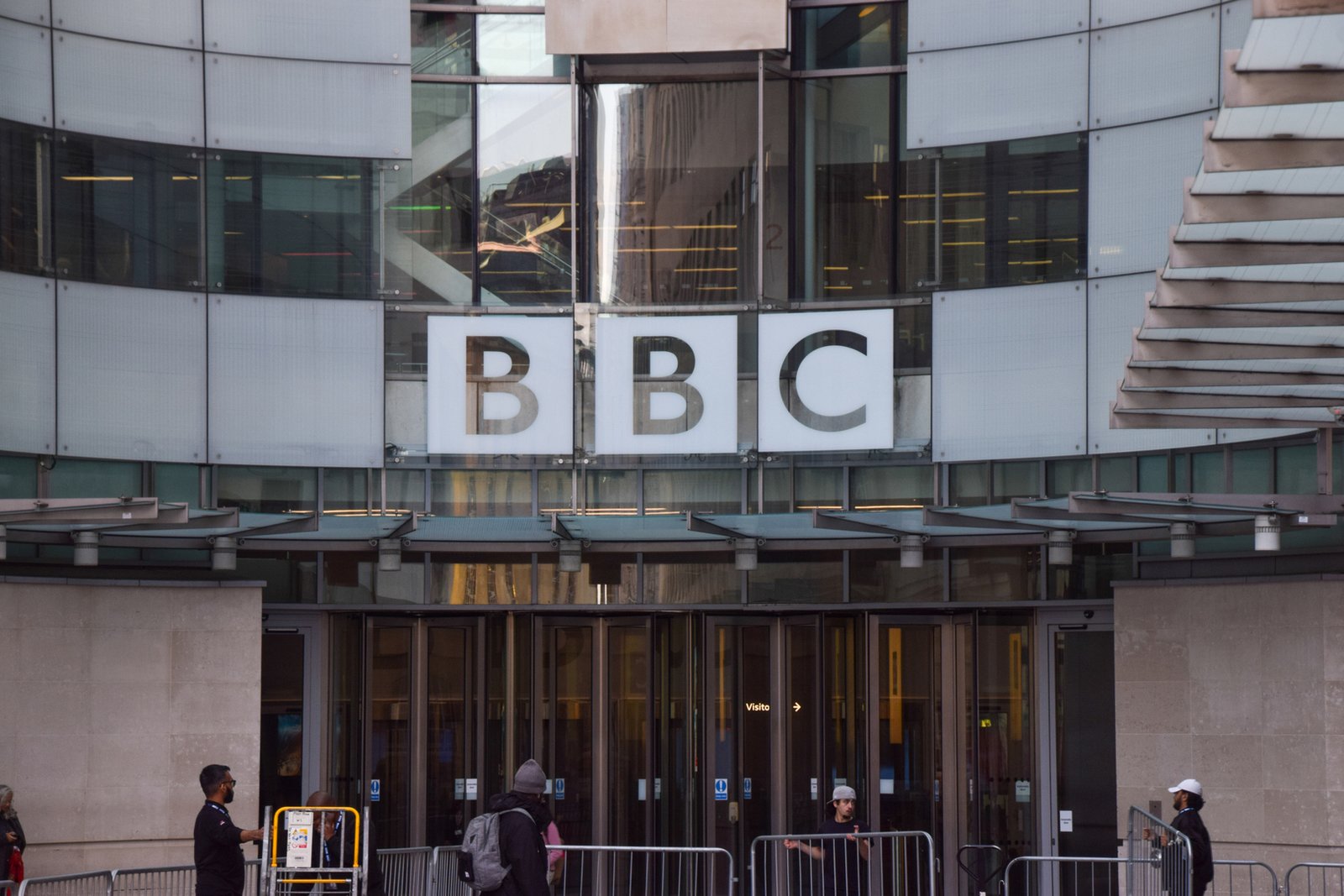 BBC-تطعن-في-دعوى-ترامب.jpg