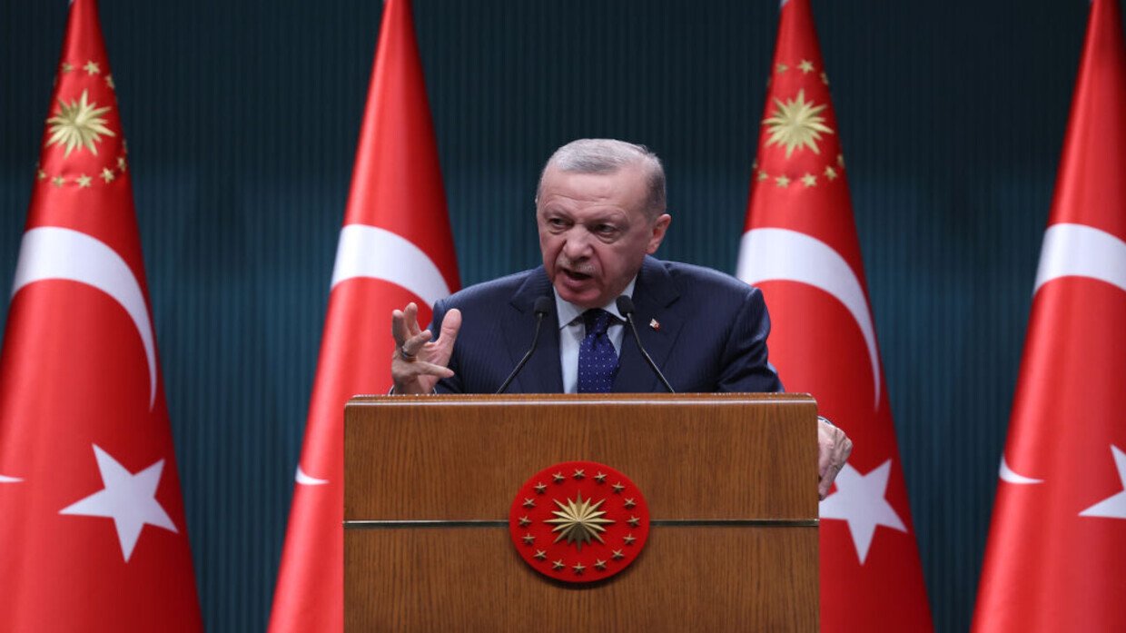 أردوغان-يرحب-بالهدنة-في-سوريا-ويحذر-قسد-من-خطوة-ستعني.jpg
