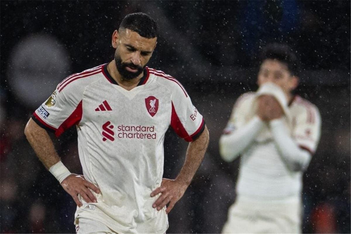 إحصائية-صادمة-محمد-صلاح-يكرر-رقما-سلبيا-في-تاريخ-ليفربول.jpg