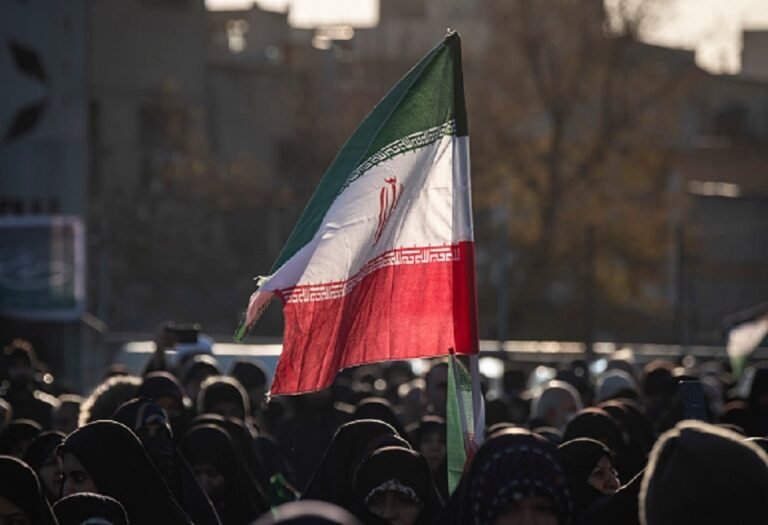 إيران-تصاعد-العنف-خلال-الاحتجاجات-غربي-البلاد.jpg