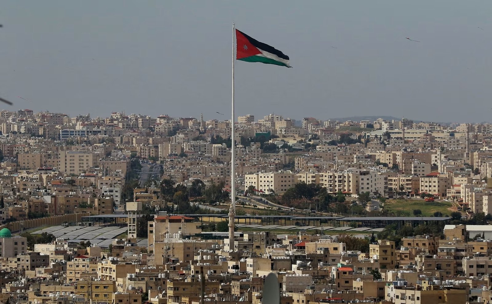 الأردن-إجراءات-جديدة-لتسهيل-إقامة-الزوار-الأجانب.jpg
