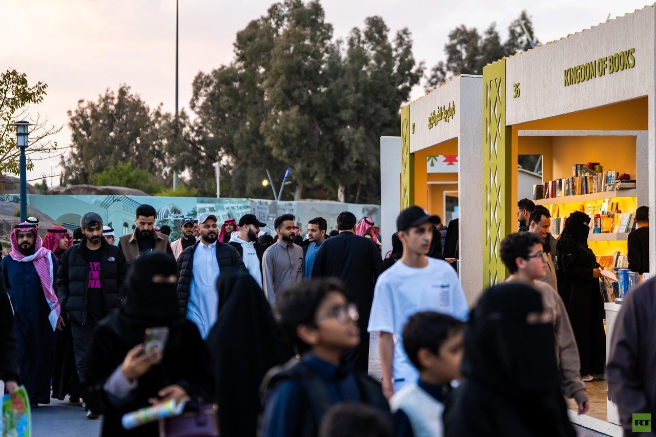السعودية-هيئة-الأدب-والنشر-والترجمة-تختتم-مهرجان-الكتّاب-والقراء-2026.jpg