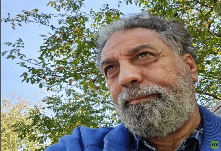 الفنان-السوري-هشام-كفارنة-المسرح-أداة-للخلاص-الفكري-والإنساني.PNG