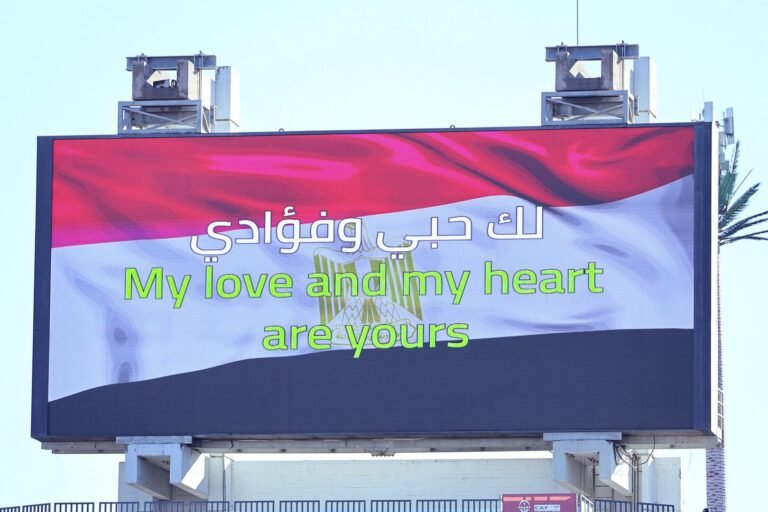 تصرف-للجماهير-المغربية-يثير-موجة-غضب-واسعة-في-مصر.jpg