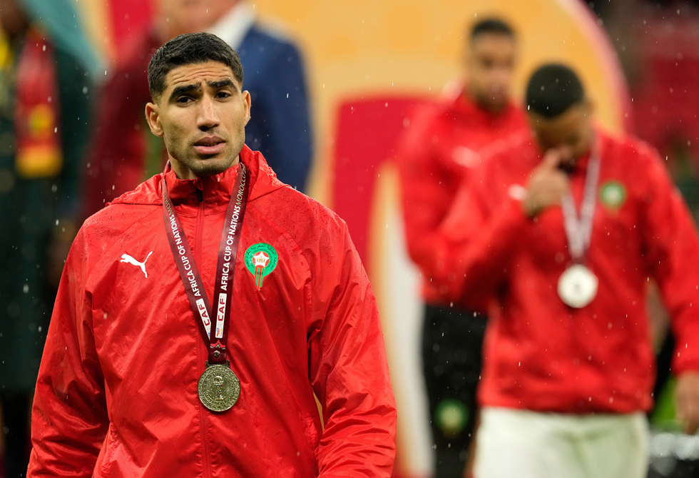 حكيمي-يكسر-صمته-ويخاطب-الجمهور-المغربي-بقلب-جريح.jpg