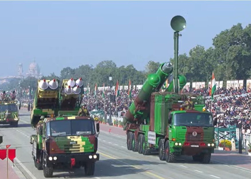 عرض-عسكري-بمناسبة-يوم-الجمهورية-في-الهند-فيديو.jpg