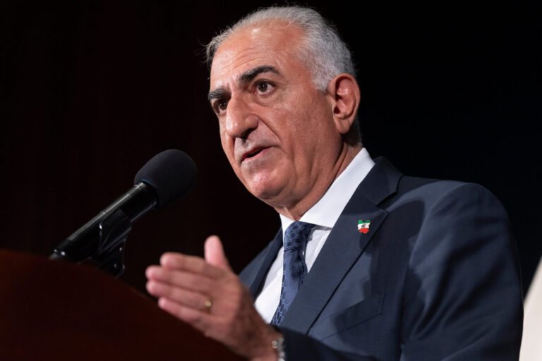 نجل-الشاه-يحث-ترامب-على-ضرب-إيران-الآن.jpg