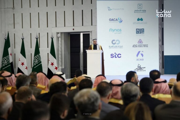 سوريا-والسعودية-توقعان-عددا-من-العقود-الاستراتيجية-بحضور-الشرع.jpg