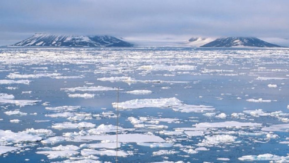 عالم-روسي-انحسار-جليد-بحر-بارنتس-يتسبب-في-موجات-البرد.jpg