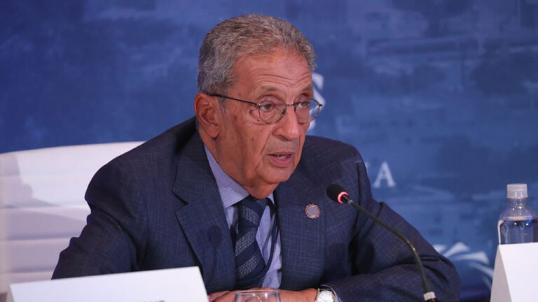 عمرو-موسى-يحذر-من-فخ-دولي-للعرب.jpg