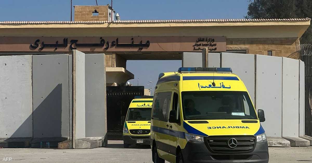 مرضى-ومشتتون-وأمل-مؤجل-حكايات-فلسطينية-بانتظار-معبر-رفح.jpg