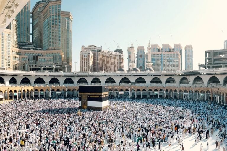 مصر-ترد-على-وقف-رحلات-العمرة-للسعودية.jpg