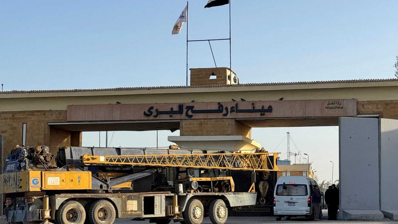 مصر-ترفع-درجة-الاستعداد-قرب-معبر-رفح.jpg
