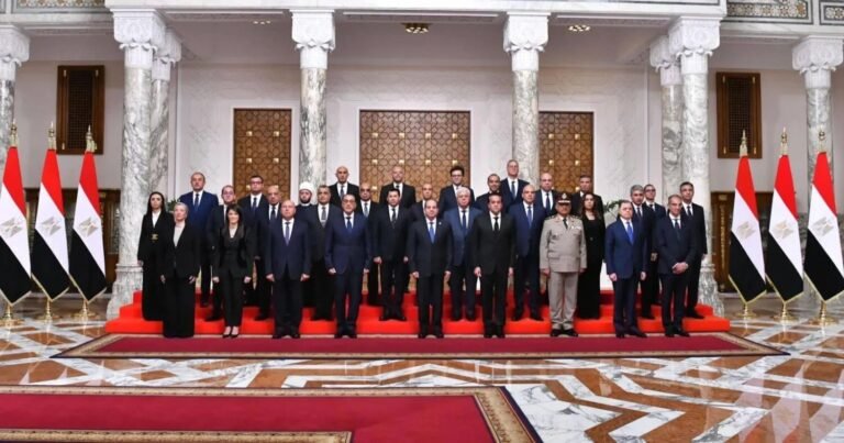 مصر-خبير-يعلق-على-تسريبات-عن-التعديلات-في-الحكومة.jpg