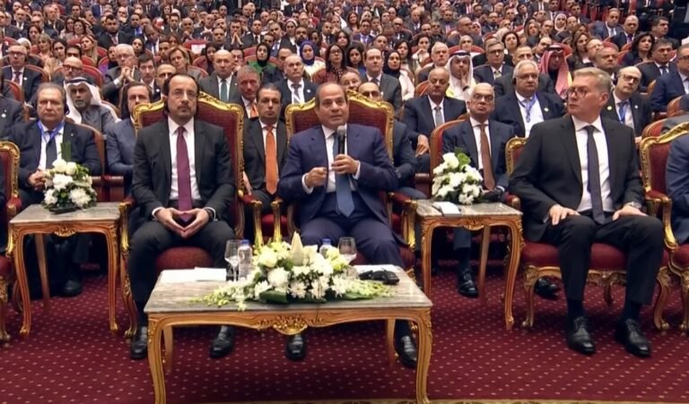 السيسي-يحذر-من-أكبر-أزمة-في-تاريخ-الشرق-الأوسط.jpg