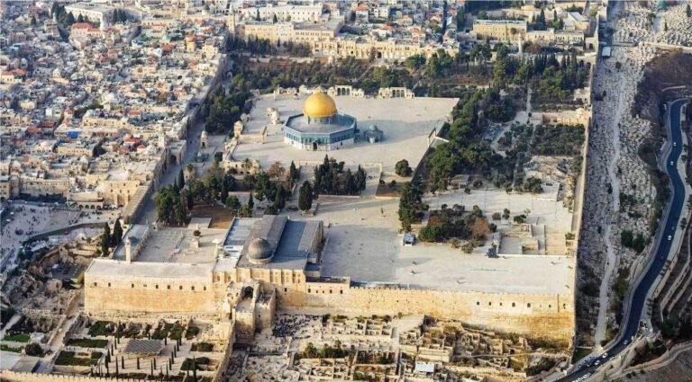 بيان-وزاري-عربي-حاد-ضد-إسرائيل-بعد-إغلاق-المسجد-الأقصى.jpg