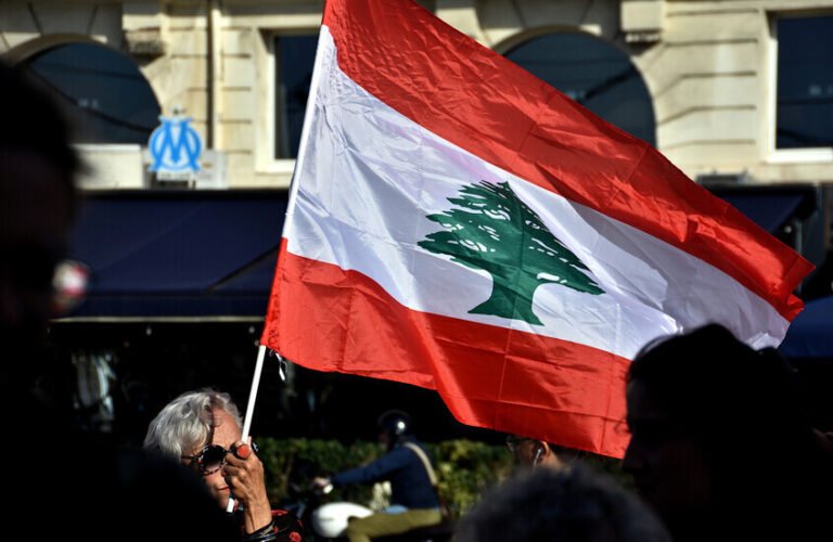 تظاهرات-تضامنية-مع-الإعلاميين-في-لبنان-والنواب-استهداف-الصحفيين-جريمة.jpg