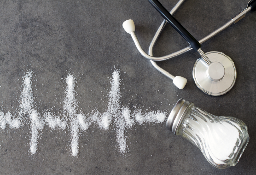عواقب-استهلاك-الملح-الزائد-على-القلب.PNG