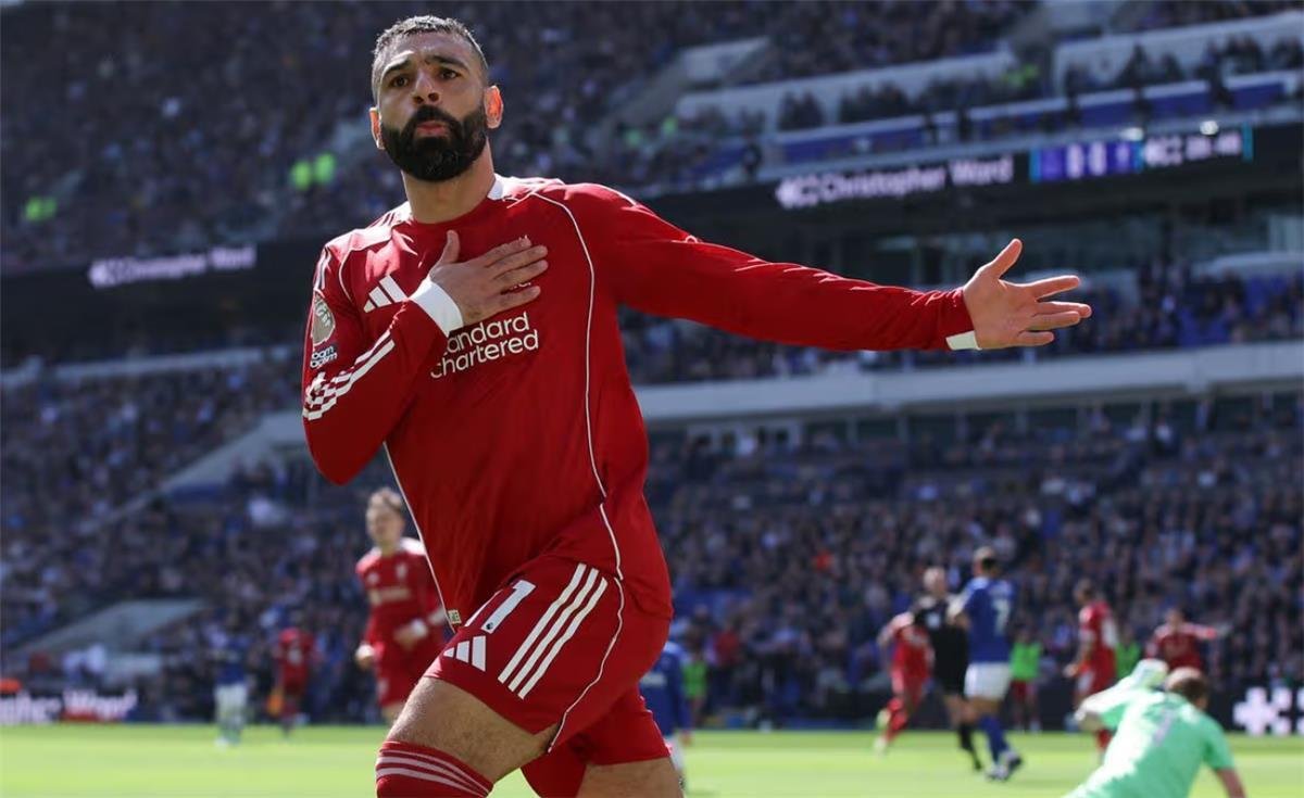 التدريب-مع-محمد-صلاح-حلم-كل-طفل-تعليق-مثير-من.jpg