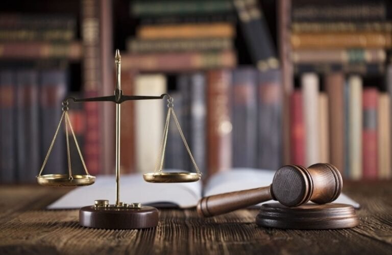 أكسيوس-الذكاء-الاصطناعي-يهدد-مسار-المواهب-في-كبرى-شركات-المحاماة.jpg