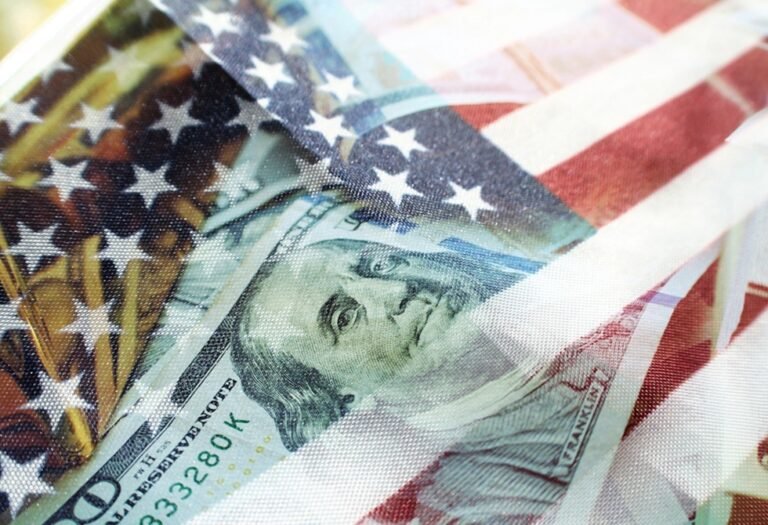 الدين-الوطني-الأمريكي-يتجاوز-100-من-الناتج-المحلي-الإجمالي-تحذيرات.jpg