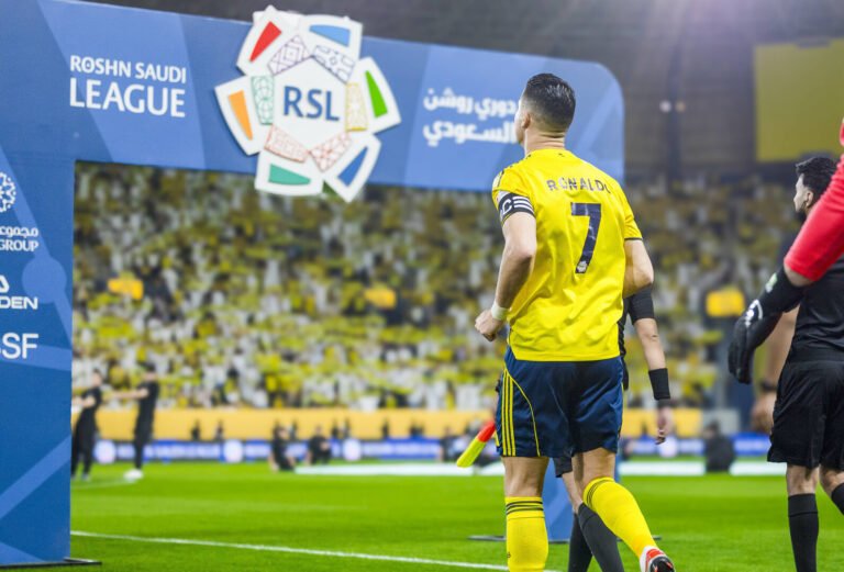 حلم-التتويج-يتحول-إلى-أزمة-جماهير-النصر-السعودي-تصطدم-بأسعار.jpg