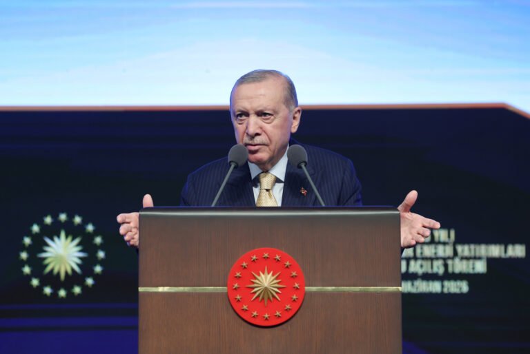 إعلام-عبري-يكشف-كيف-وجه-أردوغان-ضربة-لتل-أبيب-أحبطت.jpg